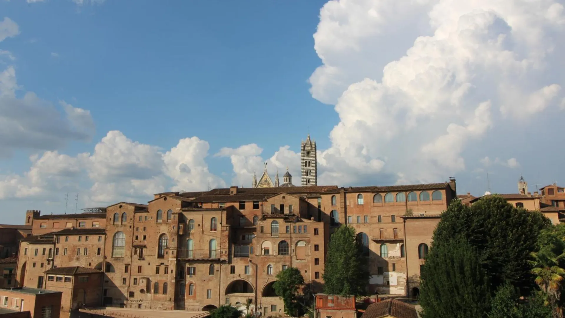 The View Apartment Siena 0*,  Italy